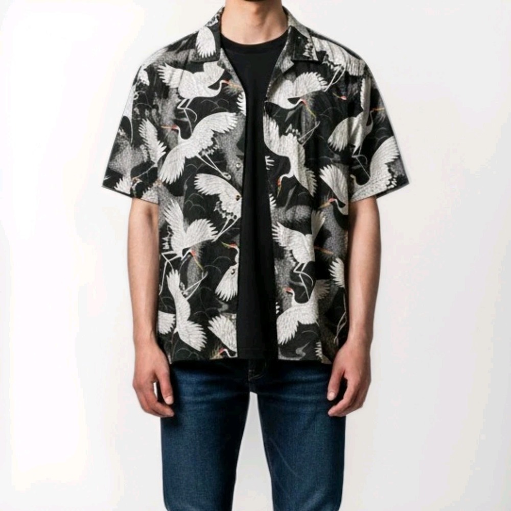 American‎ Eagle Crane Print Shirt Mens M Black White Good Seriously Soft Button